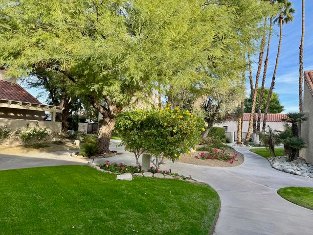 310 Forest Hills Drive, Rancho Mirage, CA 92270