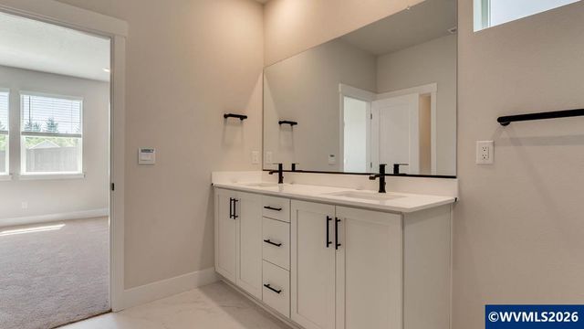2281 Veneta Av S, Salem, OR 97306