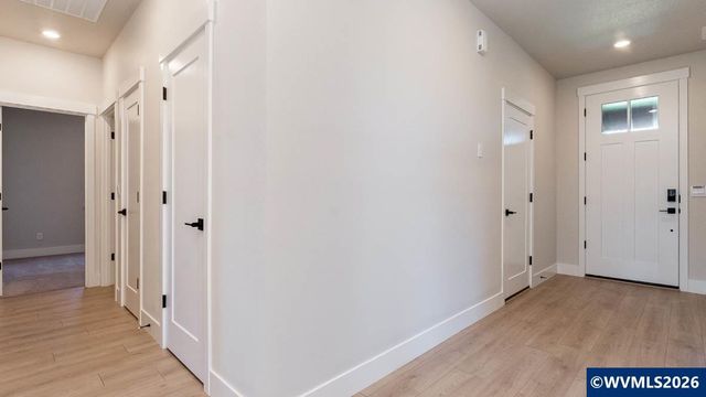 2281 Veneta Av S, Salem, OR 97306