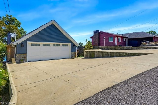 335 Dorwil Drive, Coventry, OH 44319