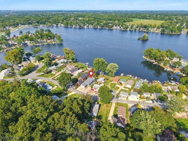 335 Dorwil Drive, Coventry, OH 44319