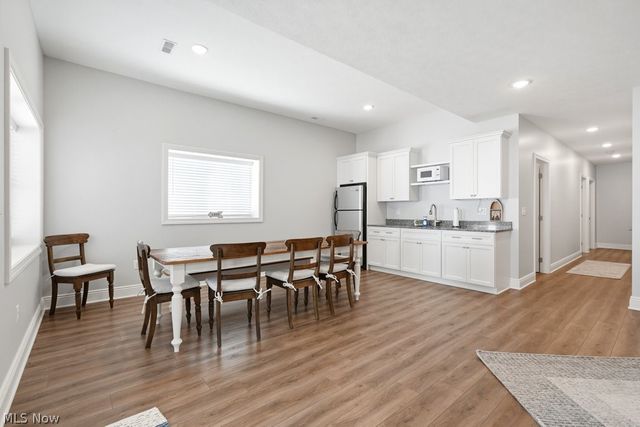 335 Dorwil Drive, Coventry, OH 44319