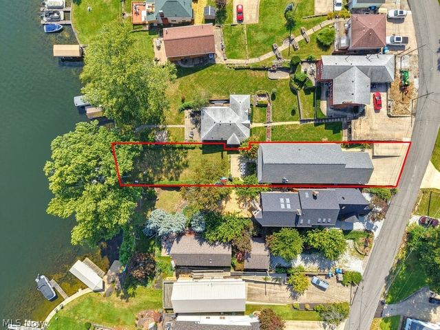335 Dorwil Drive, Coventry, OH 44319