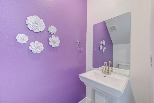 8964 Zurcher Lane, Houston, TX 77080