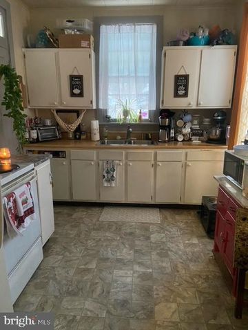 216 NORTH ST, Millersburg, PA 17061