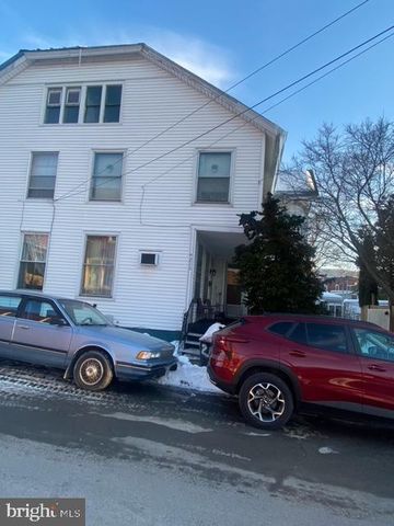 216 NORTH ST, Millersburg, PA 17061