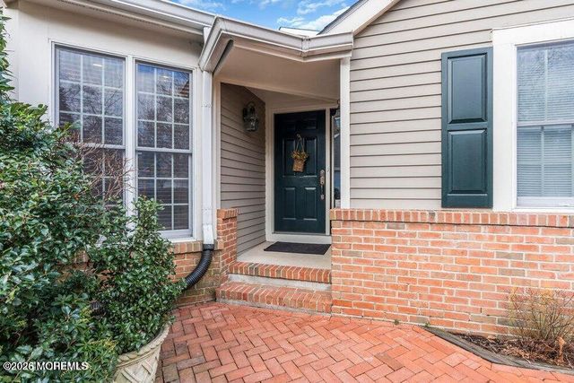 132 Silvermist Court, Little Silver, NJ 07739