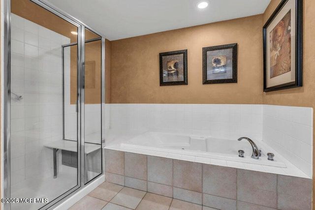 132 Silvermist Court, Little Silver, NJ 07739