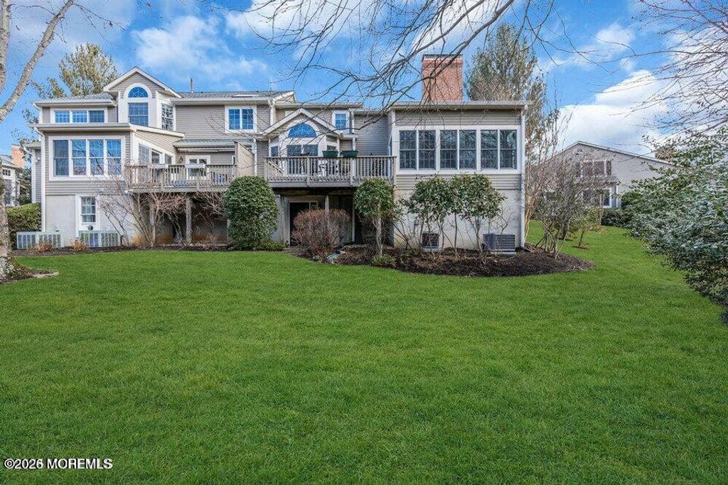 132 Silvermist Court, Little Silver, NJ 07739