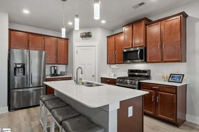 320 Fox Hollow Lane, Pelzer, SC 29669