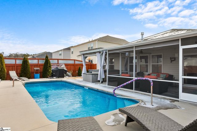 320 Fox Hollow Lane, Pelzer, SC 29669