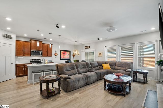 320 Fox Hollow Lane, Pelzer, SC 29669