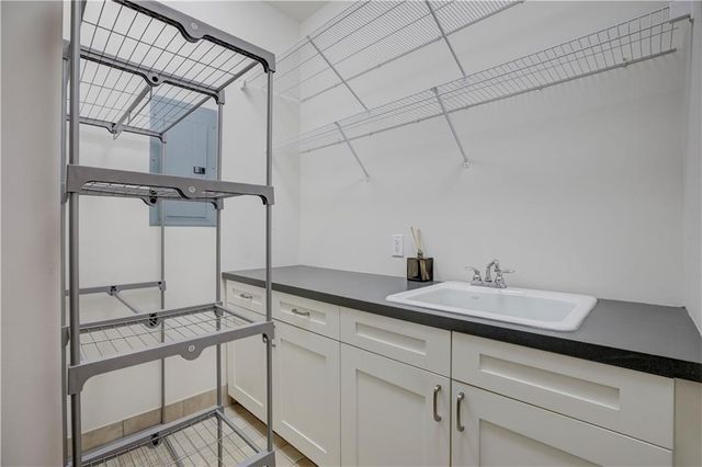 1065 Peachtree Street NE 3201, Atlanta, GA 30309