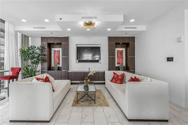 1065 Peachtree Street NE 3201, Atlanta, GA 30309