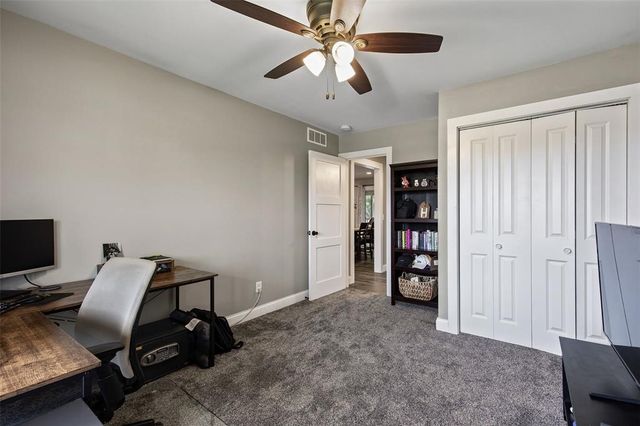 1698 Foxborough Drive, Marion, IA 52302