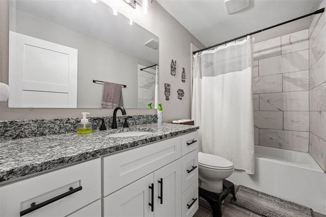 1698 Foxborough Drive, Marion, IA 52302