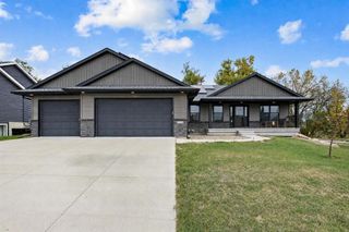 1698 Foxborough Drive, Marion, IA 52302