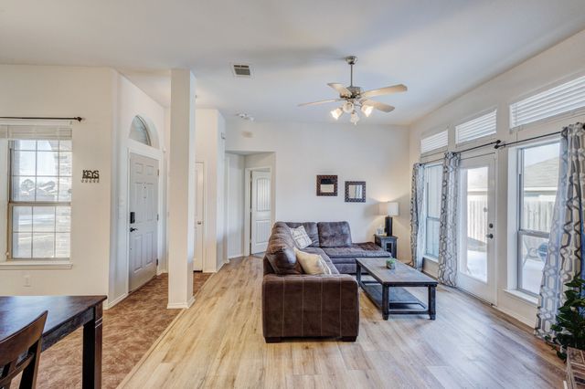 2805 Wicker Way, Denton, TX 76209