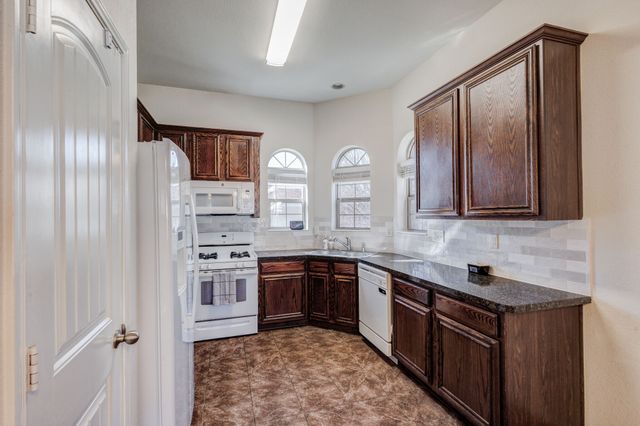 2805 Wicker Way, Denton, TX 76209