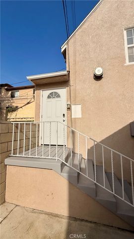 1953 Talmadge, Los Angeles, CA 90027