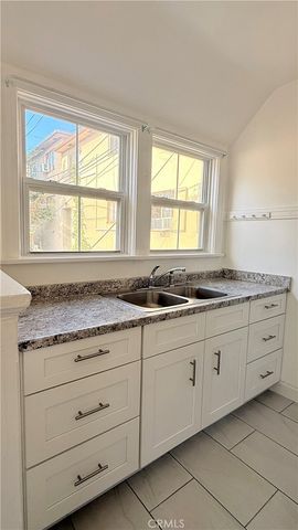 1953 Talmadge, Los Angeles, CA 90027