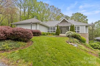 111 Broadmoor Drive, Flat Rock, NC 28731