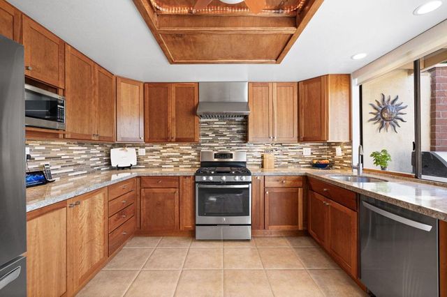 259 San Remo Street, Palm Desert, CA 92260