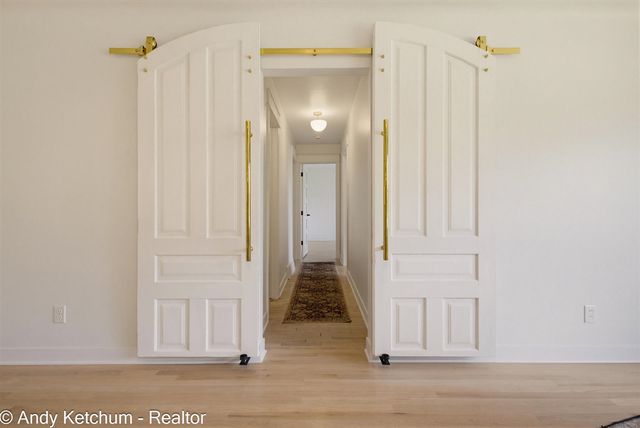 315 W 40th Street, Holland, MI 49423