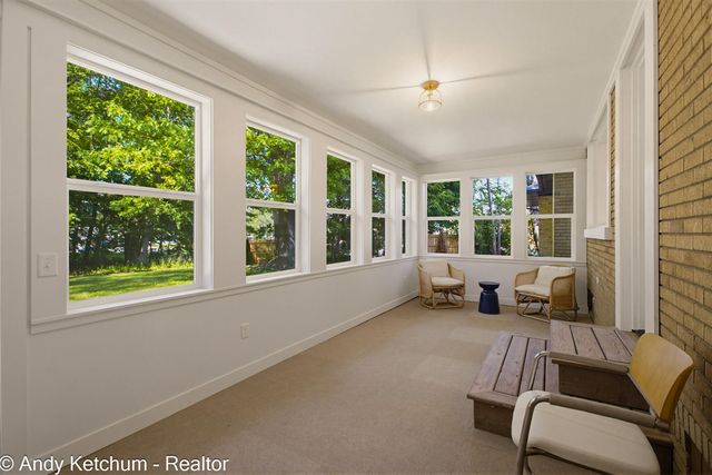 315 W 40th Street, Holland, MI 49423