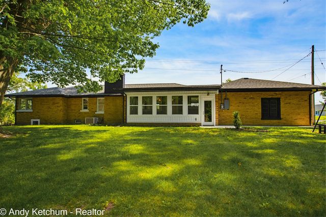 315 W 40th Street, Holland, MI 49423