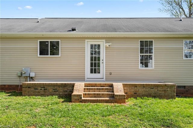 2506 Megan Drive, Ramseur, NC 27316