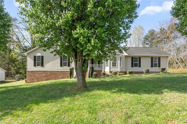 2506 Megan Drive, Ramseur, NC 27316
