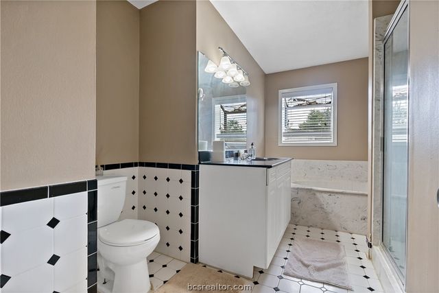 8166 Riley Road, Bryan, TX 77808