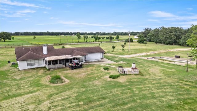 8166 Riley Road, Bryan, TX 77808