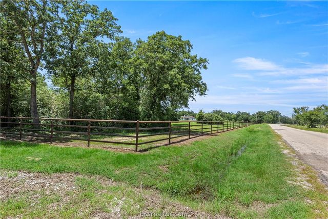 8166 Riley Road, Bryan, TX 77808