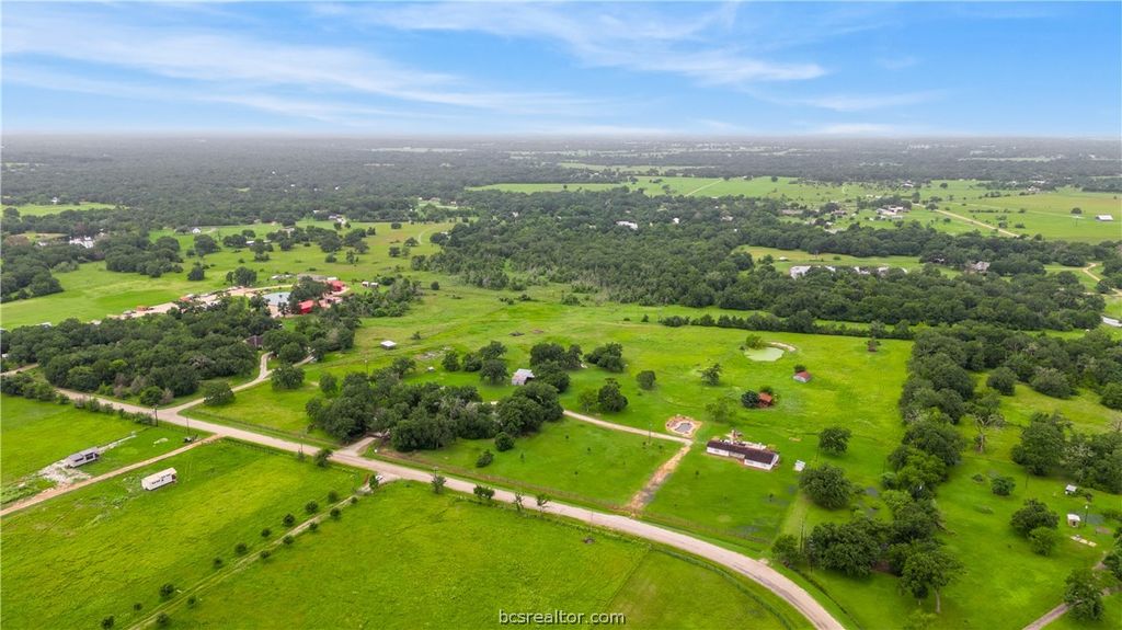 8166 Riley Road, Bryan, TX 77808 — photo 3