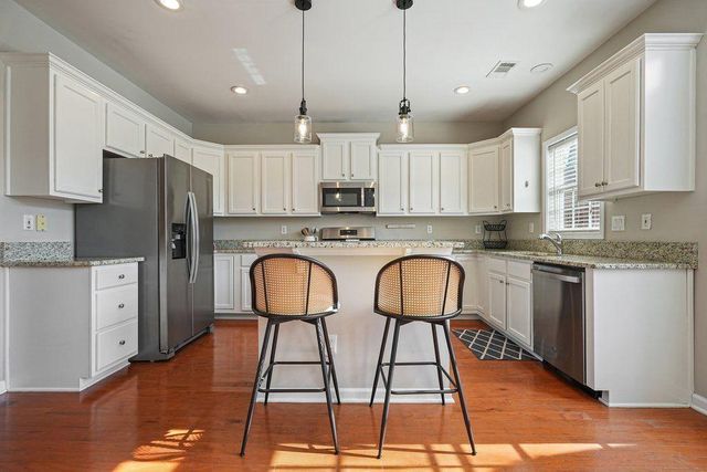 3803 Waters Edge Trail, Roswell, GA 30075