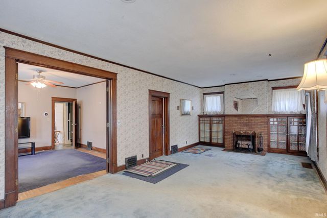 900 E Blackford Avenue, Evansville, IN 47713