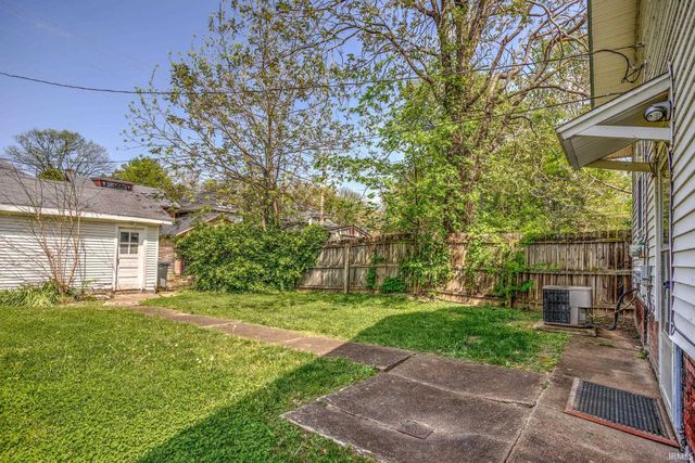 900 E Blackford Avenue, Evansville, IN 47713