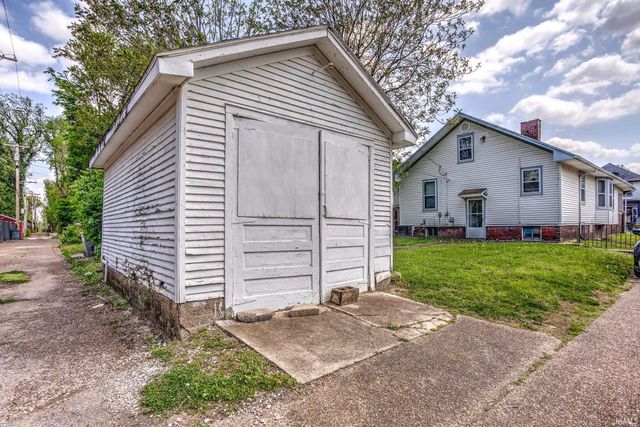 900 E Blackford Avenue, Evansville, IN 47713