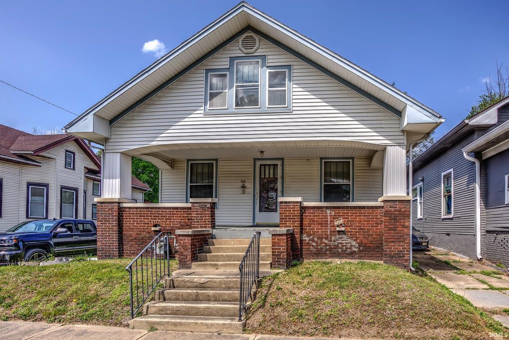 900 E Blackford Avenue, Evansville, IN 47713