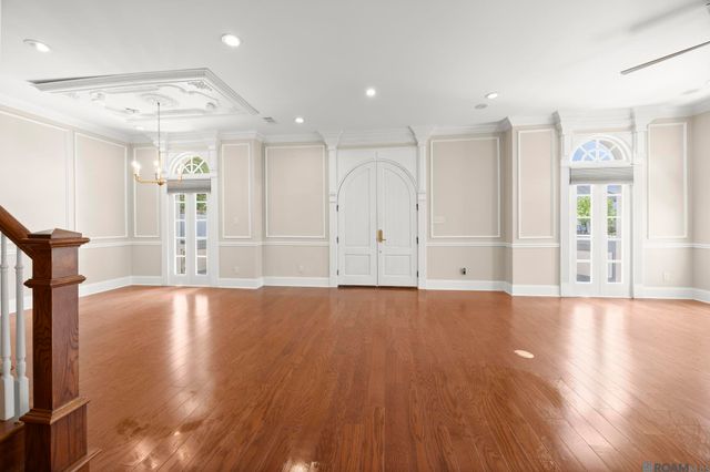 8164 Willow Grove Blvd, Baton Rouge, LA 70810