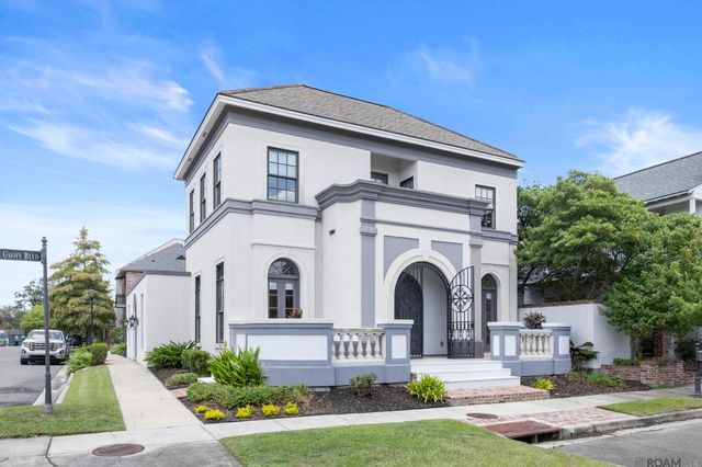 8164 Willow Grove Blvd, Baton Rouge, LA 70810