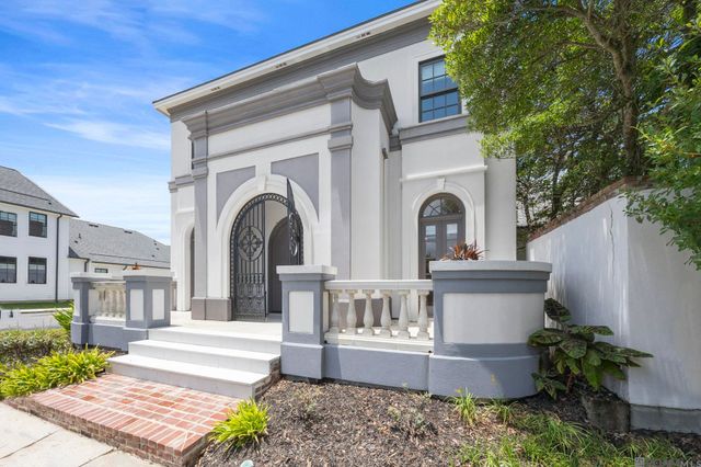 8164 Willow Grove Blvd, Baton Rouge, LA 70810
