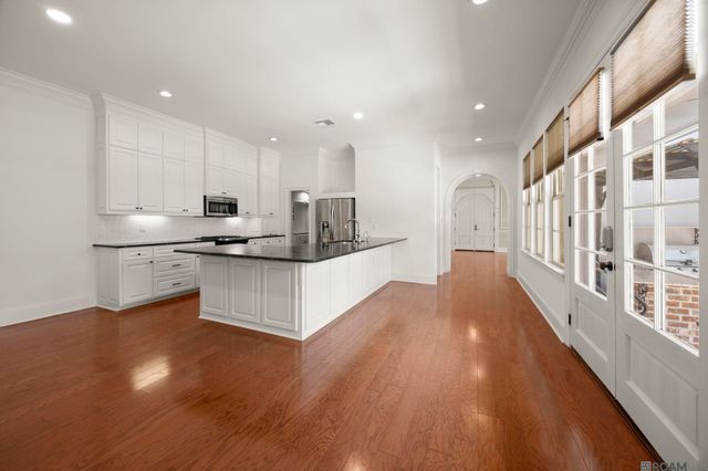 8164 Willow Grove Blvd, Baton Rouge, LA 70810