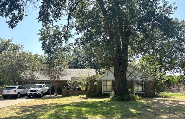 920 Brandyn Place, Paris, TX 75462