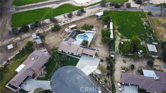 30225 Amber Lane, Hemet, CA 92543