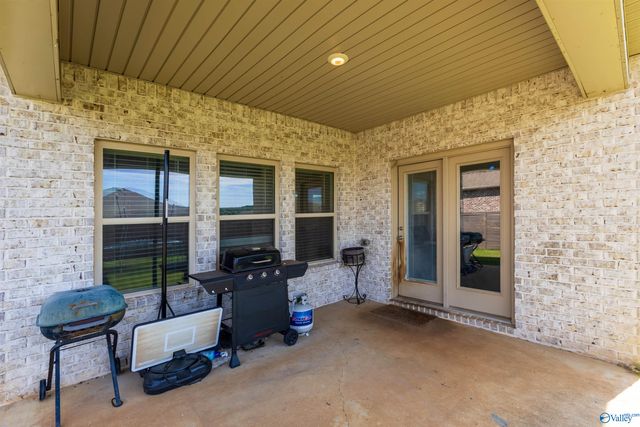322 Jackson Point Circle, Huntsville, AL 35811