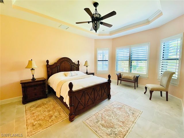 8527 Palacio TER N, Naples, FL 34114