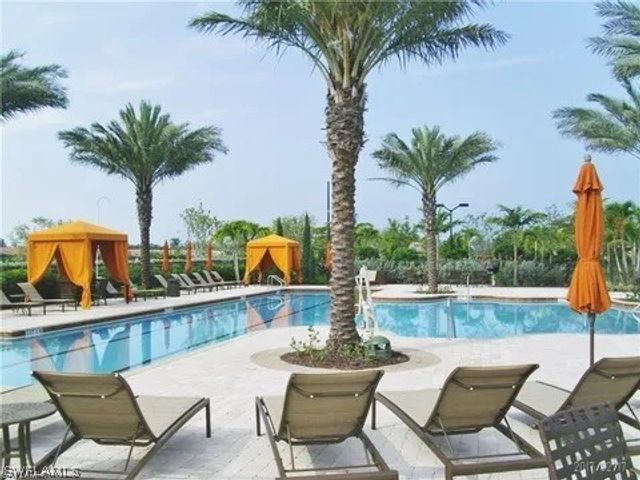 8527 Palacio TER N, Naples, FL 34114